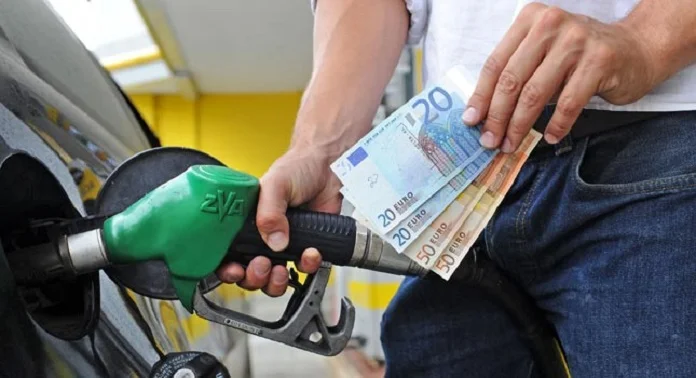 Çmimet zyrtare të karburantit për sot dhe nesër: nafta 1.76 €/l
