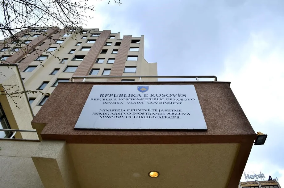 Kosovari në paraburgim 30 ditë në Serbi, MPJ kërkon leje për vizitë