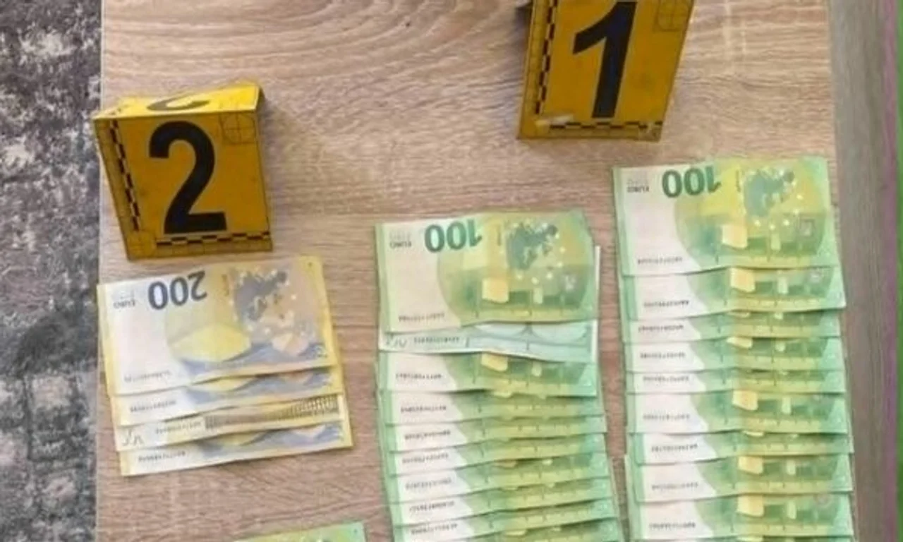 Grabitet shtëpi në Leposaviq; vidhen 12,000 euro dhe bizhuteri, tre të arrestuar