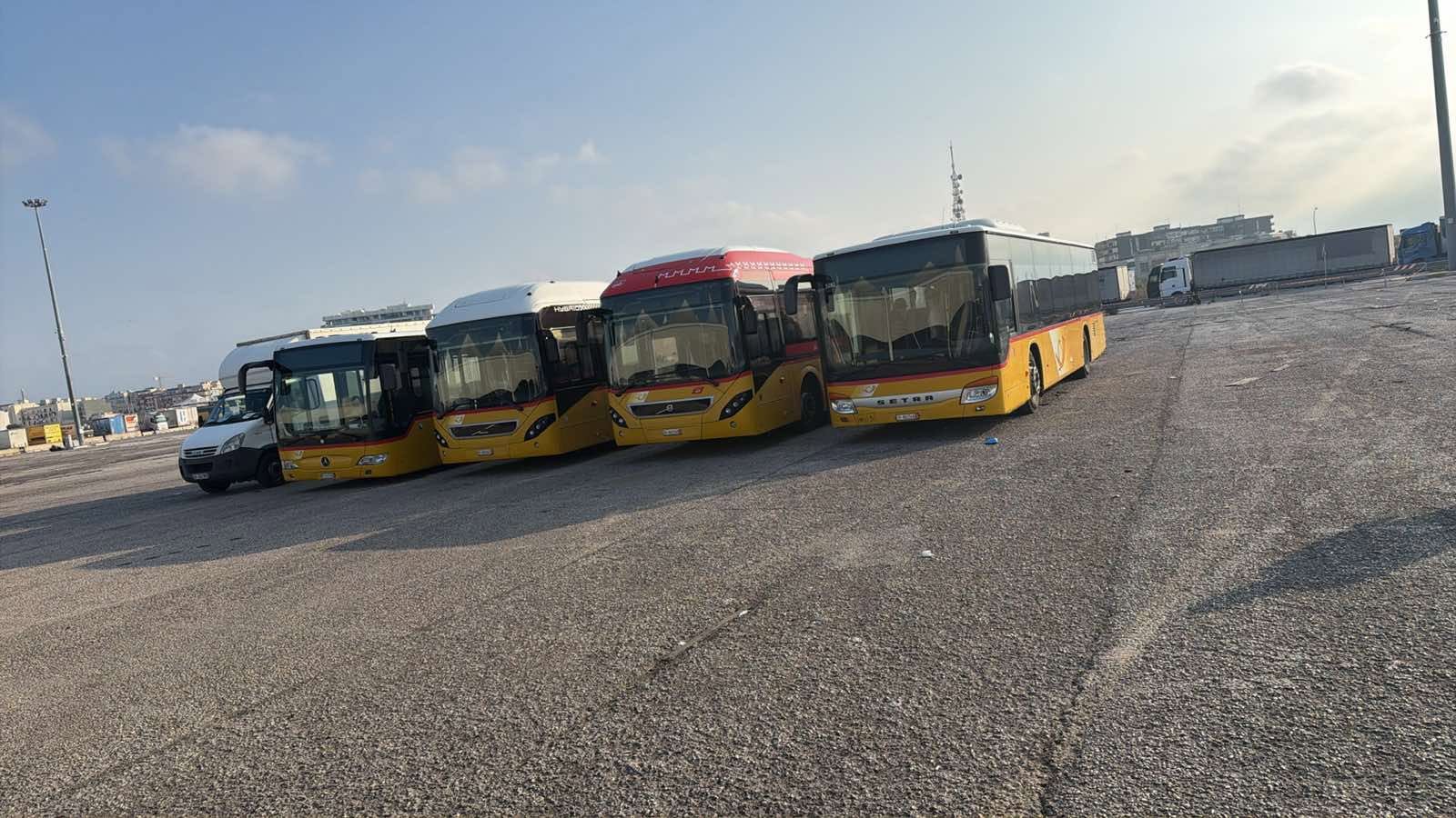 Tri kompani pezullojnë nga nesër linjat e autobusëve drejt Prishtinës