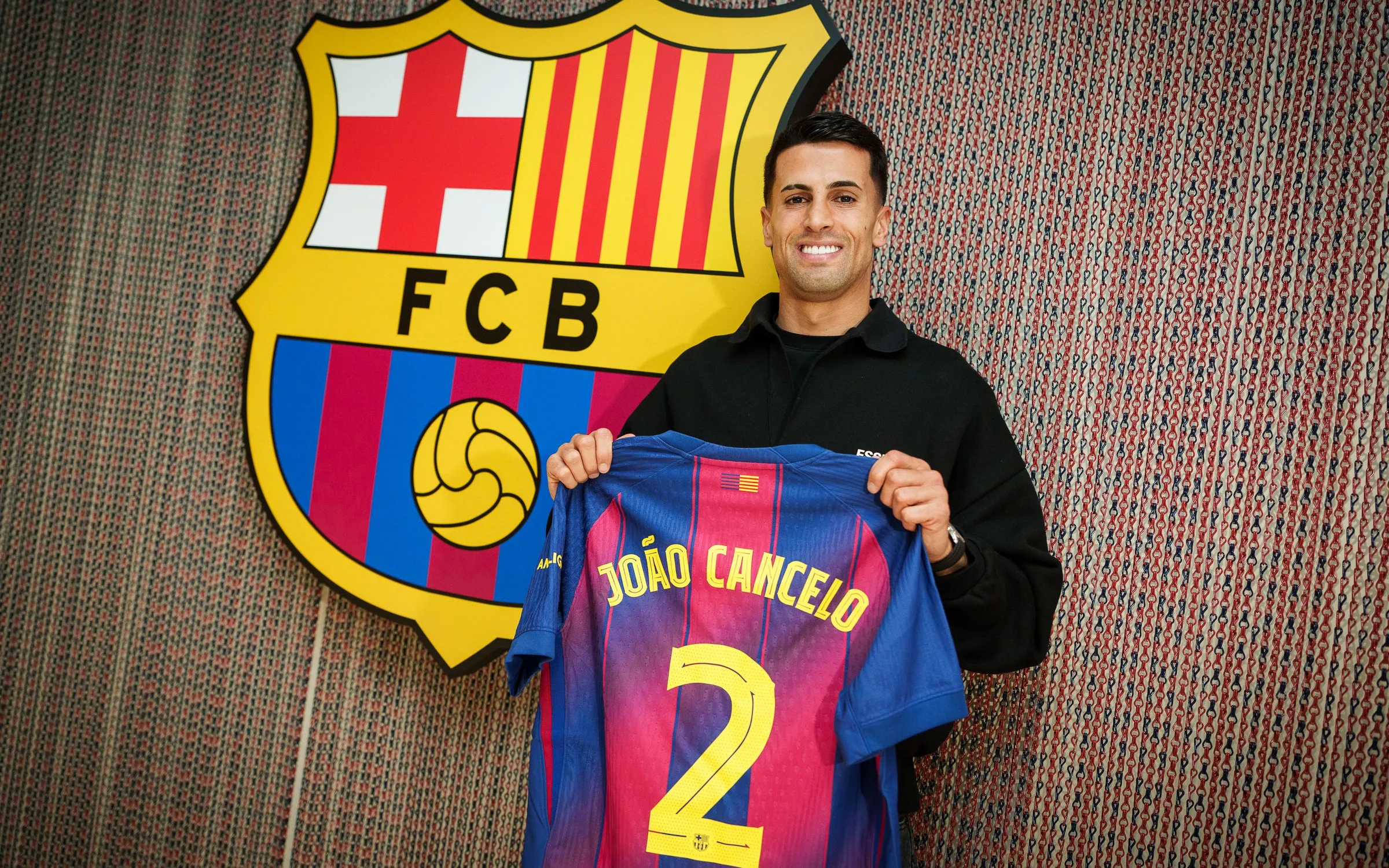 Joao Cancelo drejt Barcelonës, ky është transferi i ri i blaugranasve