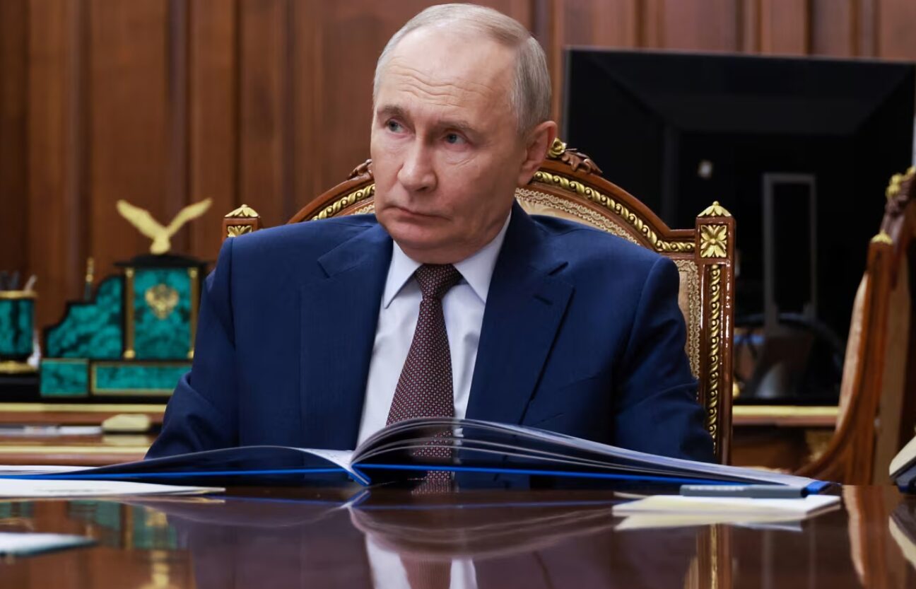 Rusi miraton ligj që parashikon burg për ofendimet ndaj Putinit