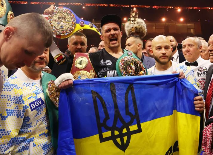 Ish-kampioni botëror i boksit vritet para shtëpisë së tij