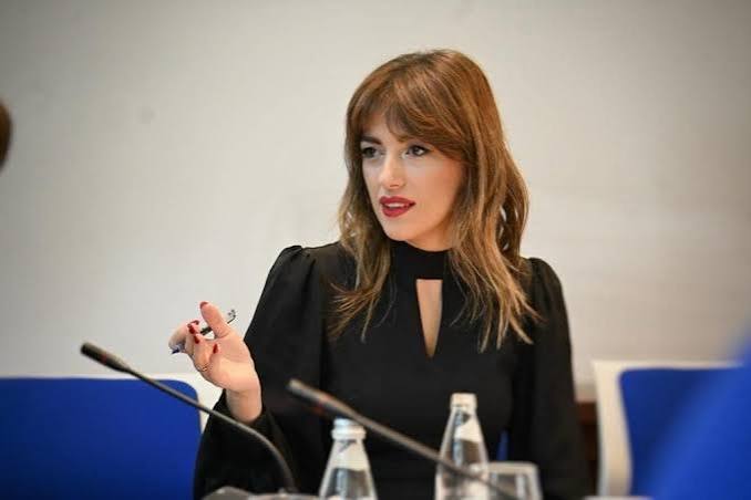 Haxhiu: Stafi i Kuvendit nuk është palë në betejat politike