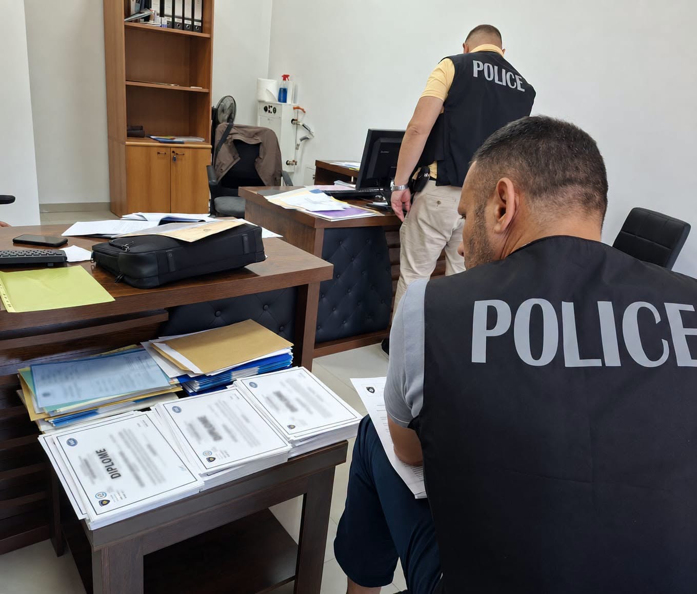 Prizren: një muaj paraburgim për të pandehurin që dyshohet se lëshoi diploma të falsifikuara