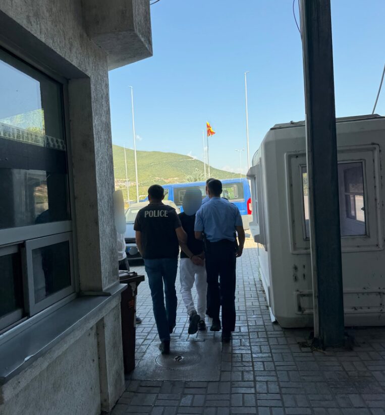 Policia konfirmon ekstradimin e 22-vjeçarit nga Maqedonia e Veriut
