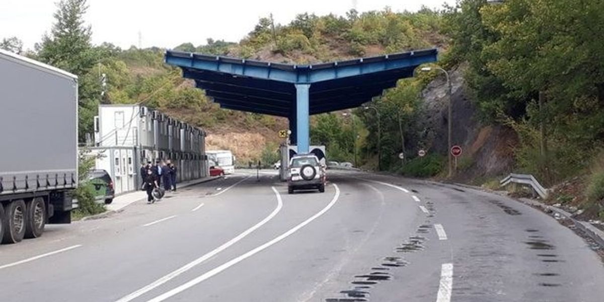 Patentë e dyshuar e falsifikuar konfiskohet në Jarinje, prokuroria hap lëndë