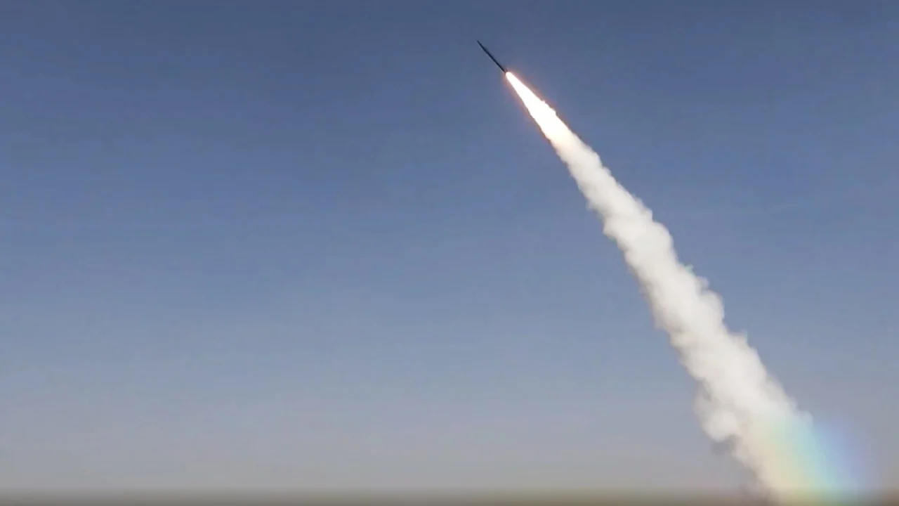 Irani lëshon raketa drejt bazës amerikane në Jordani, interceptohen tetë