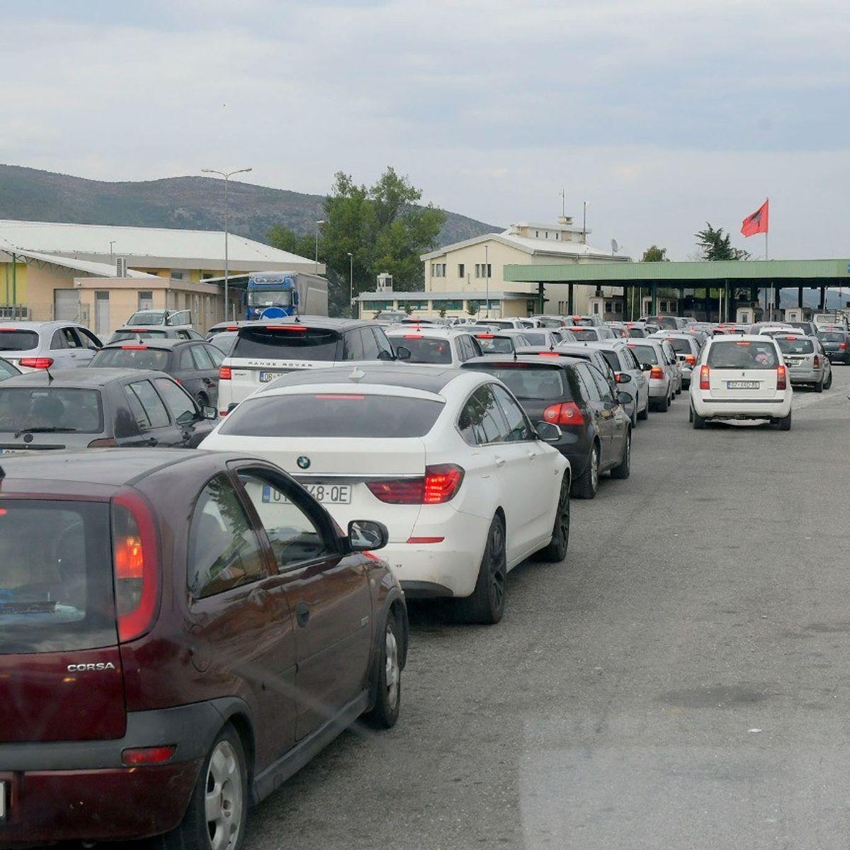 Mbi 41 mijë kosovarë hynë në Shqipëri gjatë fundjavës