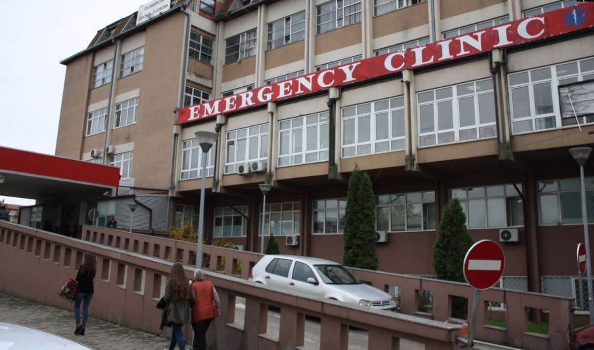 QKUK: 352 pacientë brenda 24 orësh; 17 të lënduar në aksidente dhe 3 vdekje