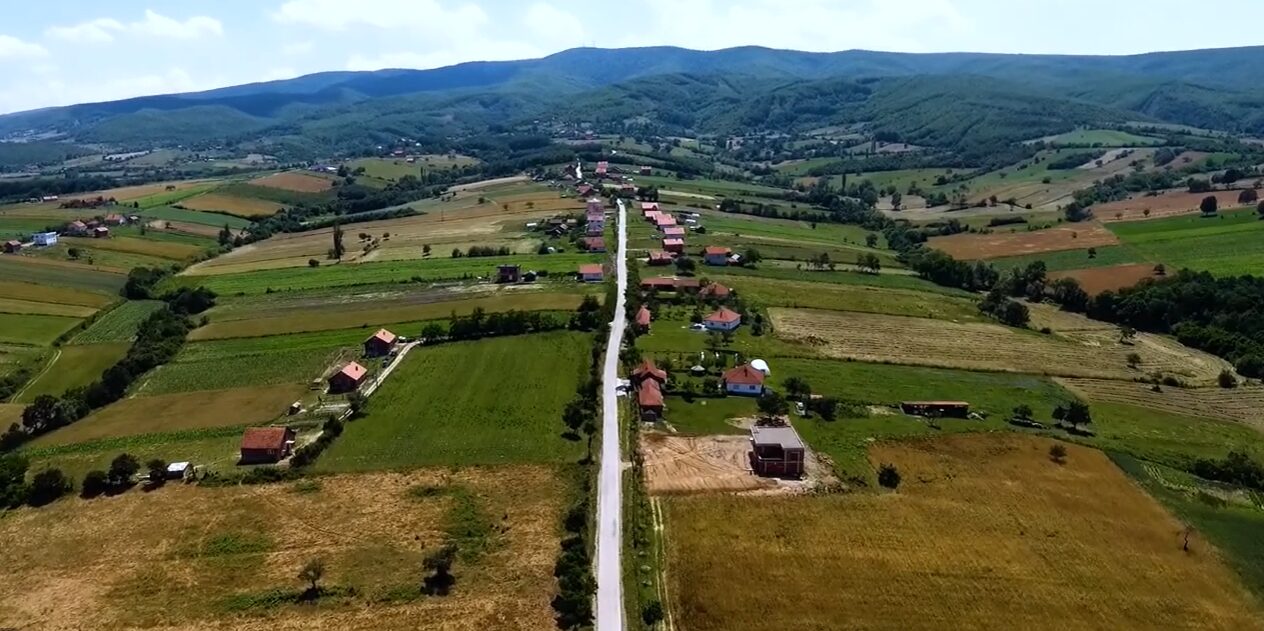 Në Shallc vendosen orëmatësit, por banori thotë se uji mungon