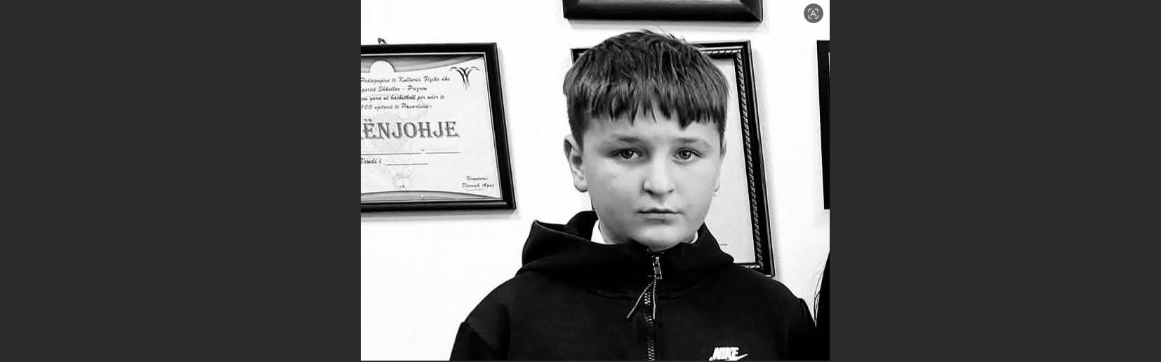 Shkolla “Emin Duraku” i jep lamtumirën 14-vjeçarit Omer Purova