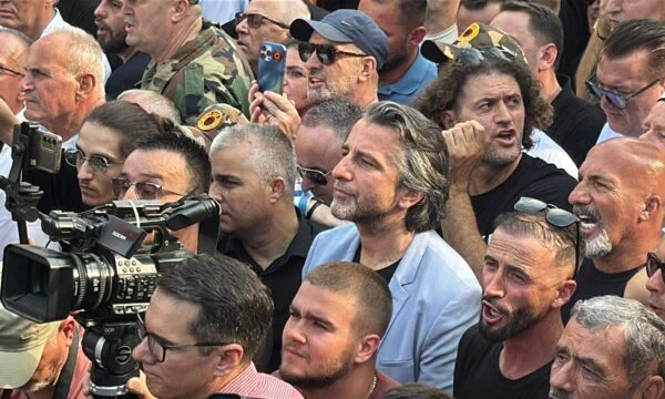 Përparim Rama në protestën studentore: Do t’i përkrahim protestat