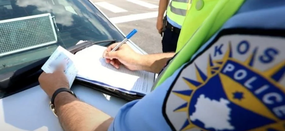 155 km/h në zonën 50 në Suharekë, shoferi ndëshkohet rëndë