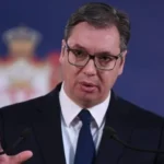 Foto: Vuçiqi jep dorëheqje nga posti i presidentit të Serbisë