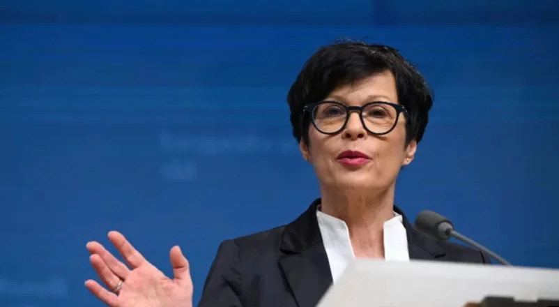 Marta Kos: Kthimi i eshtrave të Mlladiqit, provë për Serbinë