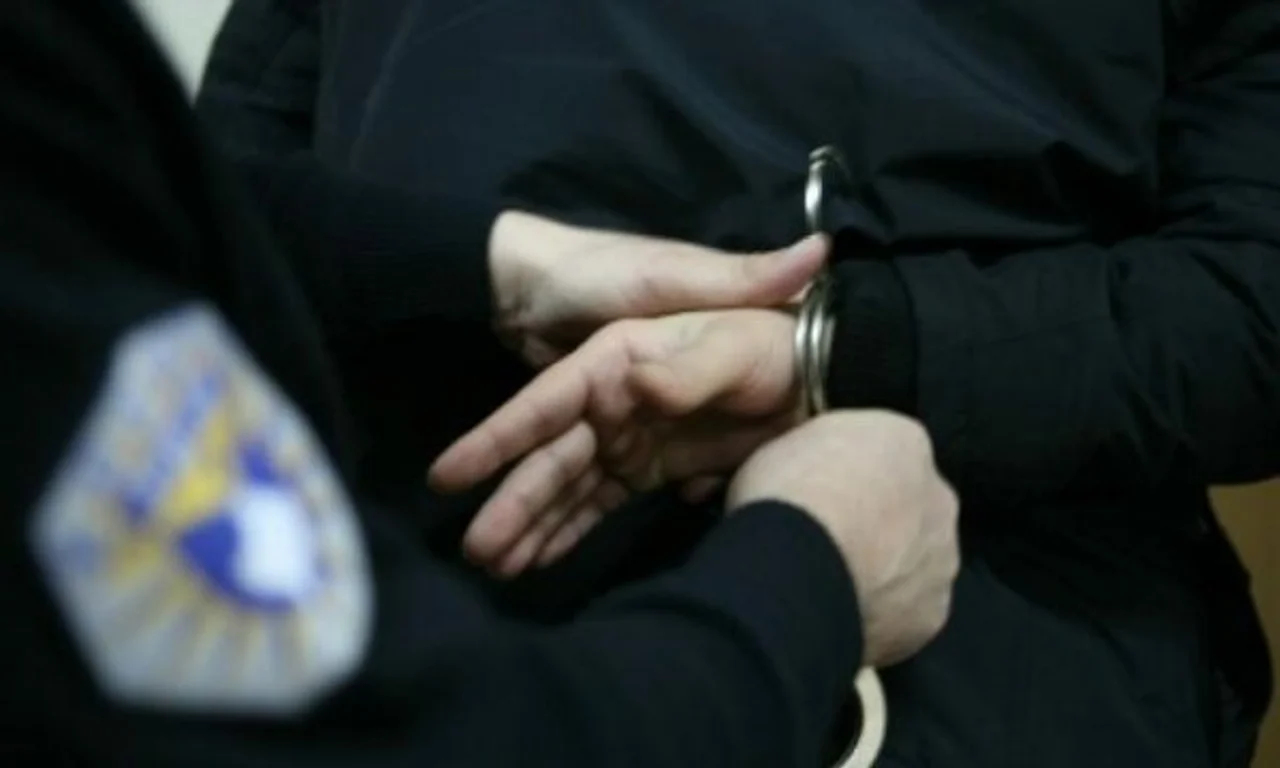 Dyshohet për dhunimin e dy grave në Kaçanik, arrestohen dy burra