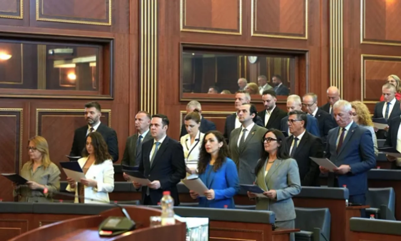 Gjashtë deputetë të LDK-së rrezikojnë marrëveshjen për presidentin