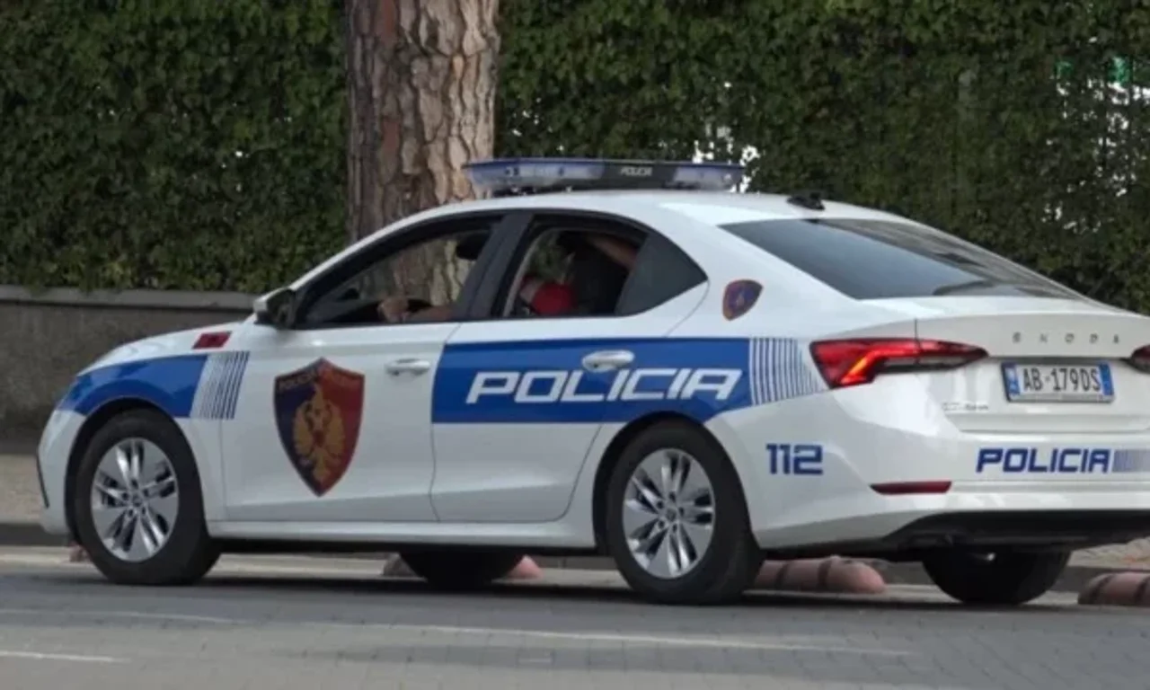 Dy të plagosur në Laprakë, policia identifikon të dyshuarin e sulmit