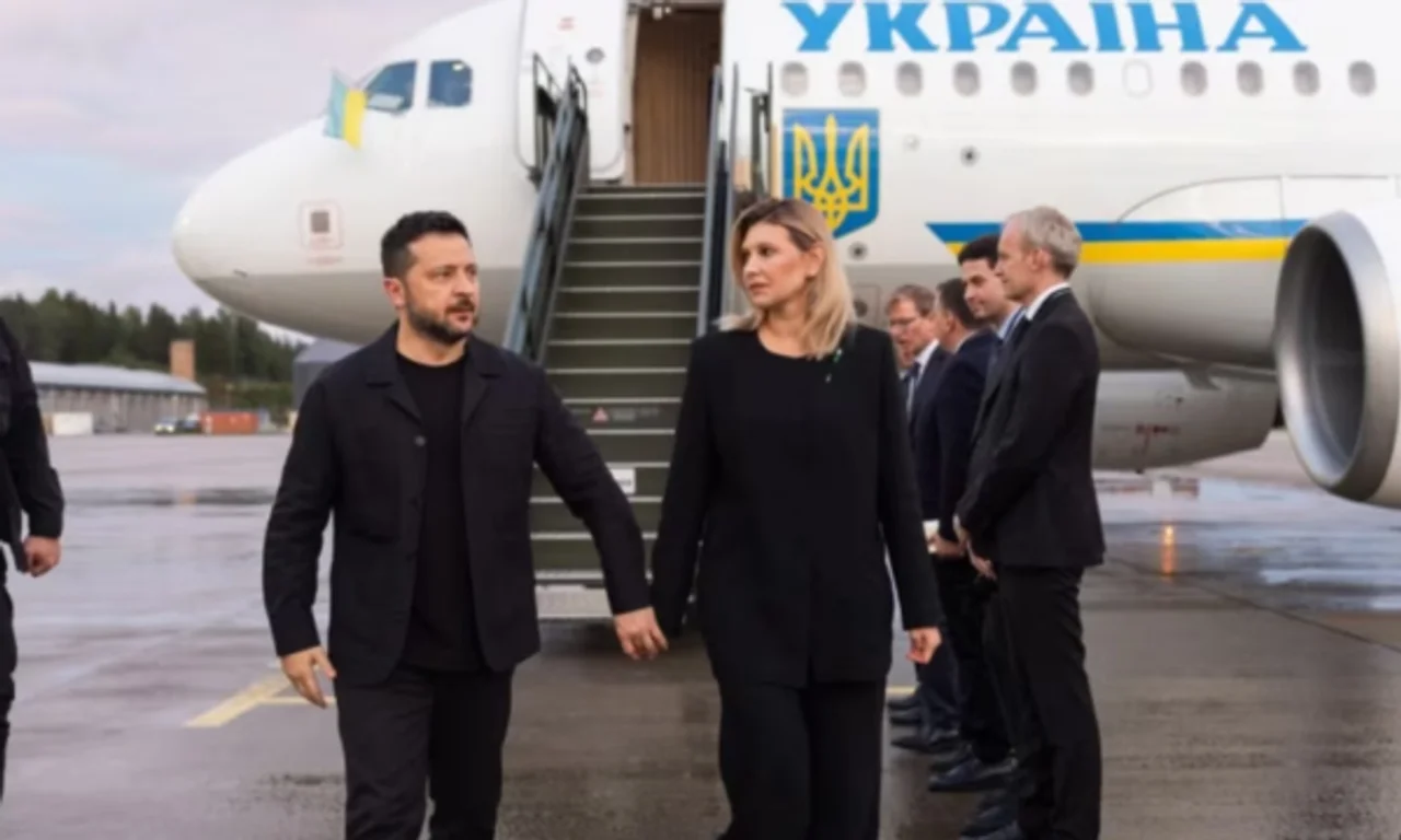 Avioni i Zelenskyt për pak sa nuk u godit nga një dron