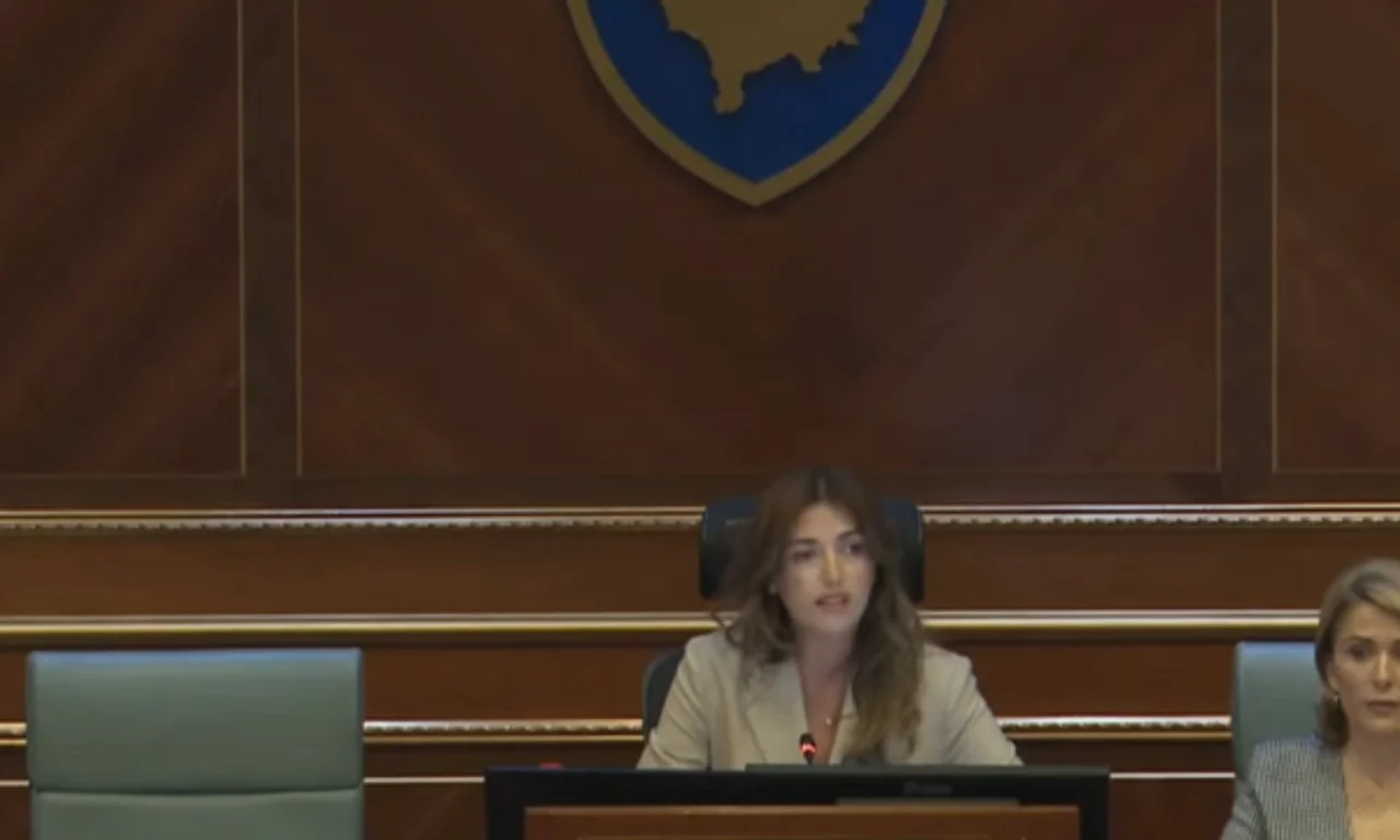 Dështon votimi për nënkryetaren, PDK-ja nuk merr pjesë në seancë