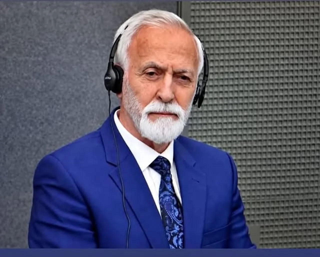 Foto: “Me kokën lart, babë, gjithmonë”: mesazhi i djalit të Jakup Krasniqit