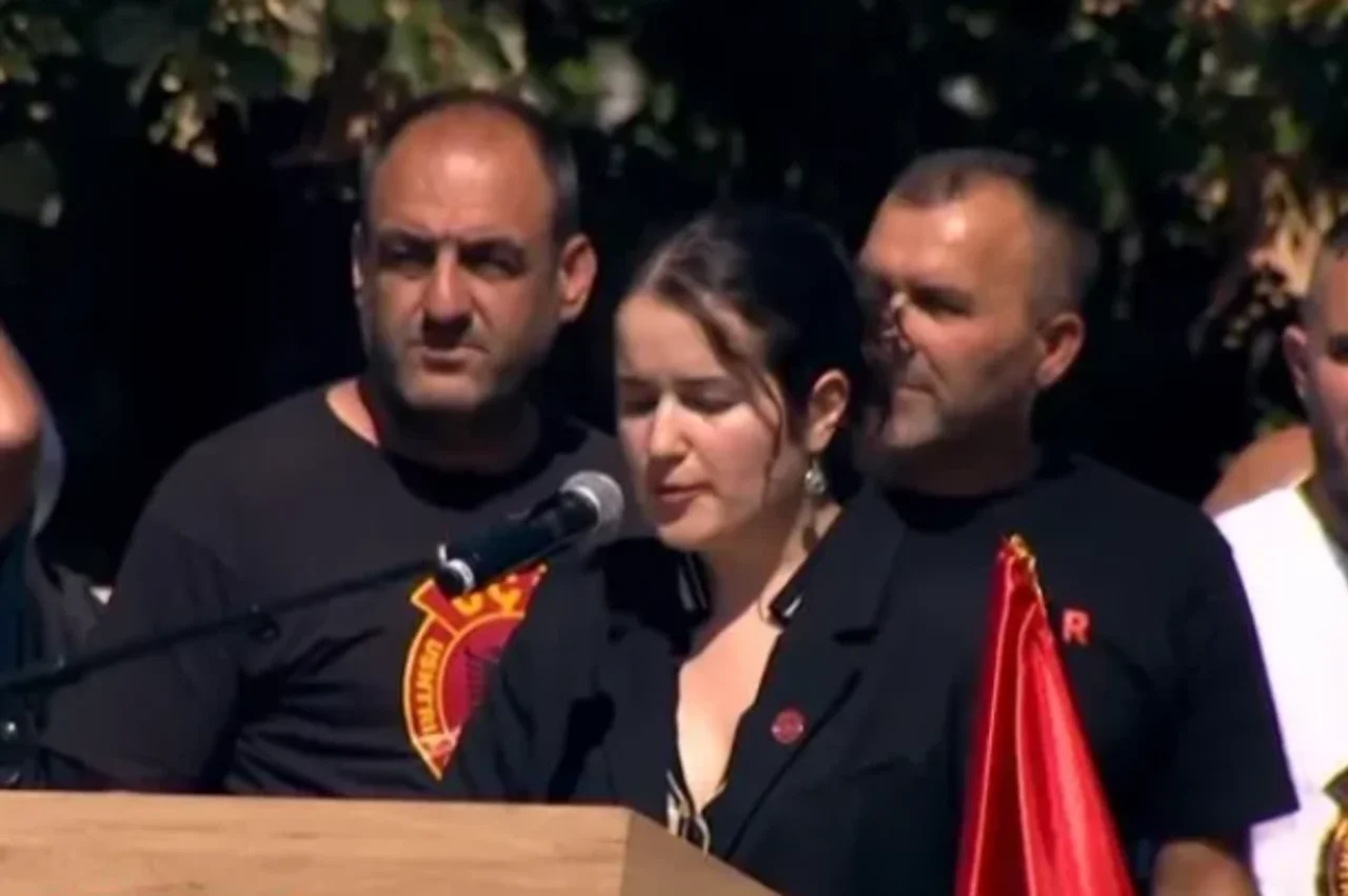 Protesta në Prishtinë nis me mesazhin: “Pafajësia është dënuar”