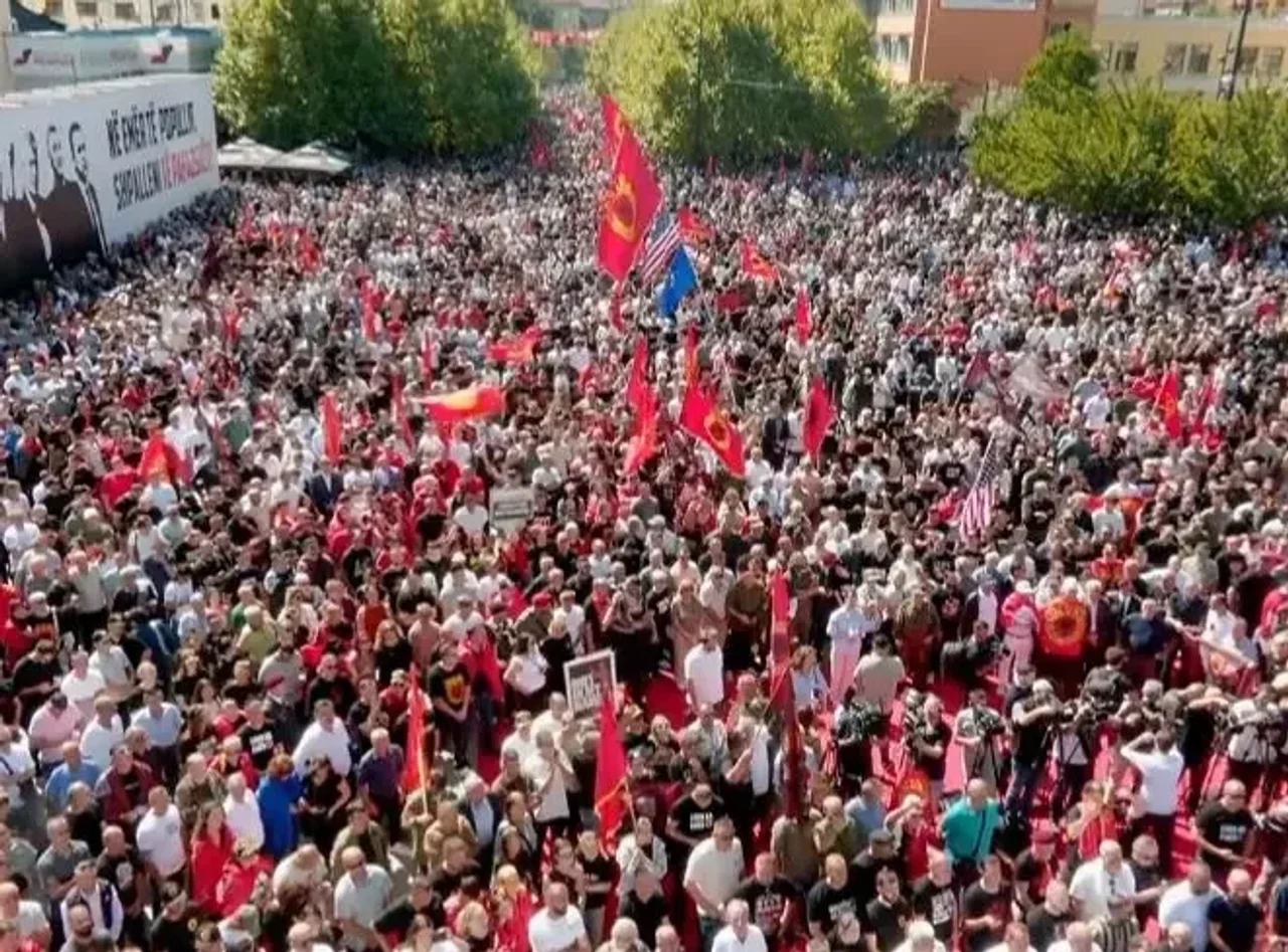 Protestuesit me katër kërkesa: shkarkimi i Gërvallës dhe zhbërja e Speciales