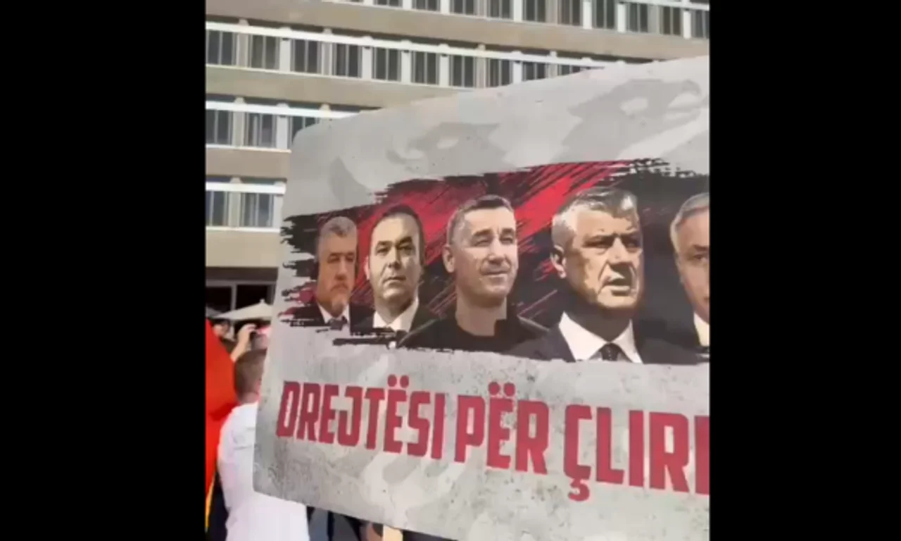 Qindra mërgimtarë mblidhen në Zürich kundër vendimit të Hagës