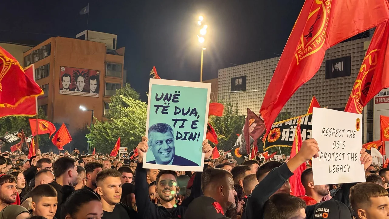Mesazhi i Thaçit rikthehet në natën e gjashtë të protestave në Prishtinë