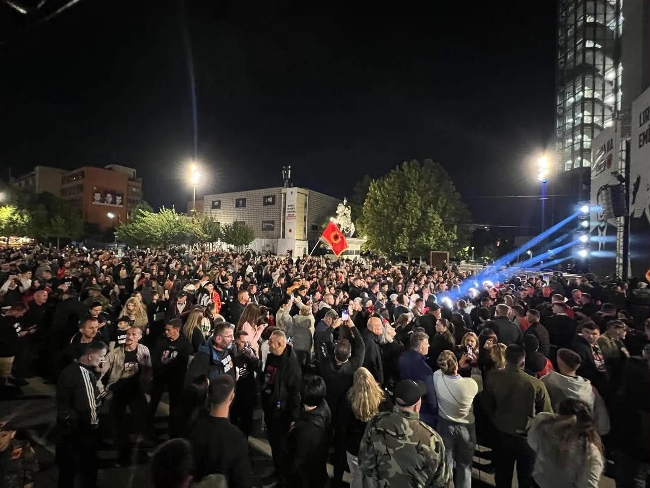 Nata e tetë e protestave, qytetarët mblidhen sërish në Prishtinë