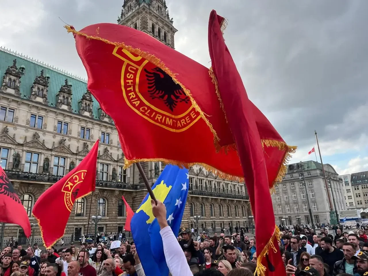 Foto: Protesta në disa qytete të Evropës në mbështetje të ish-krerëve të UÇK-së