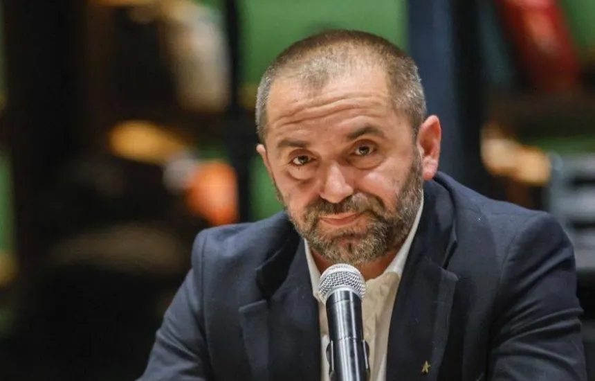 Fadil Pushkolli lirohet nga autoritetet maqedonase pas ndalimit në kufi