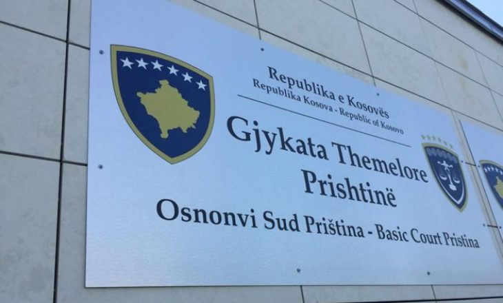 Foto: 26-vjeçari i akuzuar për grabitjen në “Maxi24” del sot para Gjykatës