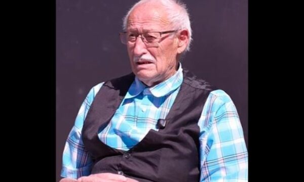 “Më ka thirrë edhe dje”: vëllai i Jakup Krasniqit në protestë