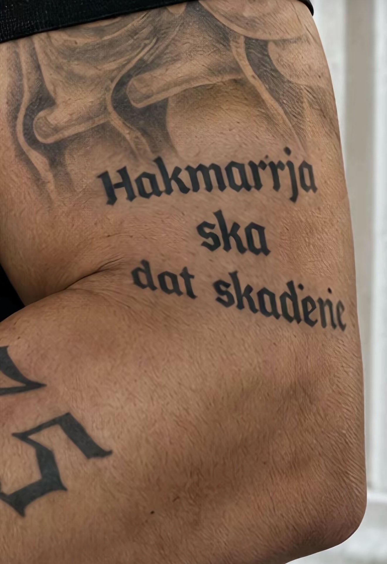 Babai i Edit publikon mesazhin: “Hakmarrja nuk ka datë skadence”