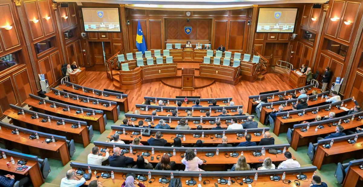 Sot pritet votimi për Qeverinë e re të udhëhequr nga Kurti