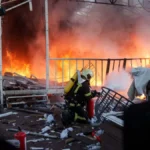 Foto: Shtatë të vrarë dhe 59 të plagosur nga sulmet ruse me dronë në Kiev