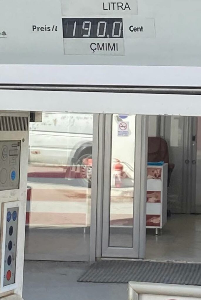 Nafta arrin çmim rekord në Kosovë, litri shitet deri në 1.90 euro