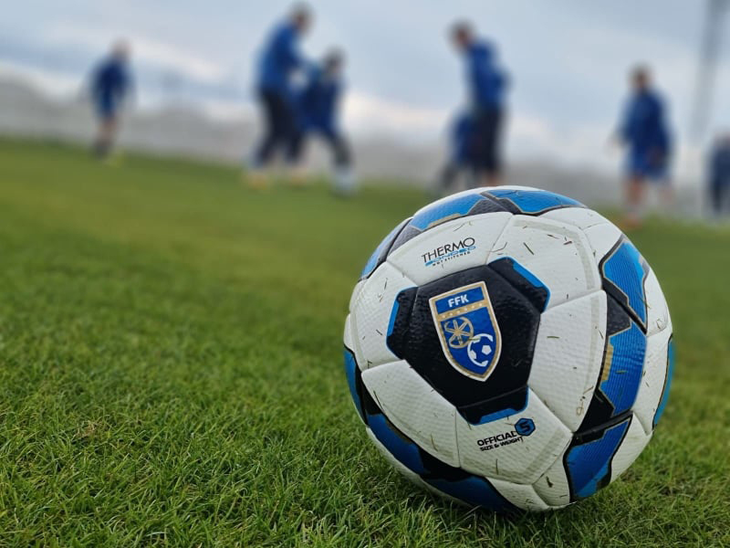 15 lojtarë me karrierë ndërkombëtare që zgjodhën Superligën e Kosovës