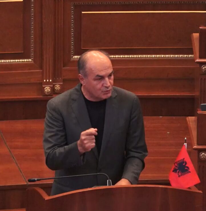 Hoxhaj e quan moskonstituimin e Kuvendit “puç kushtetues”