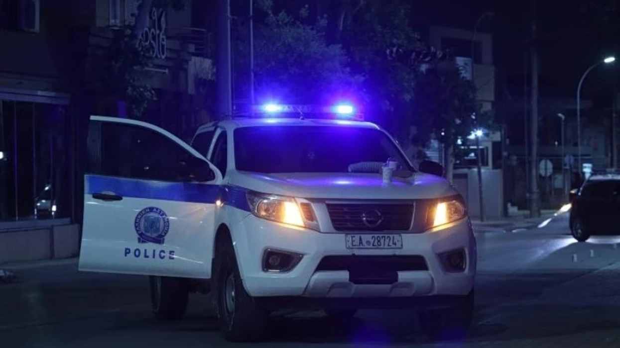 Foto: Sulm me armë në Athinë, plagoset lehtë një 10-vjeçare shqiptare