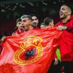 Foto: Shqipëria nis me fitore, flamuri i UÇK-së shfaqet në festë