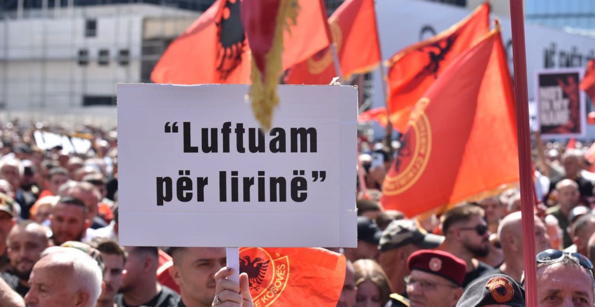 Foto: Protesta në disa komuna kundër aktgjykimit të Hagës