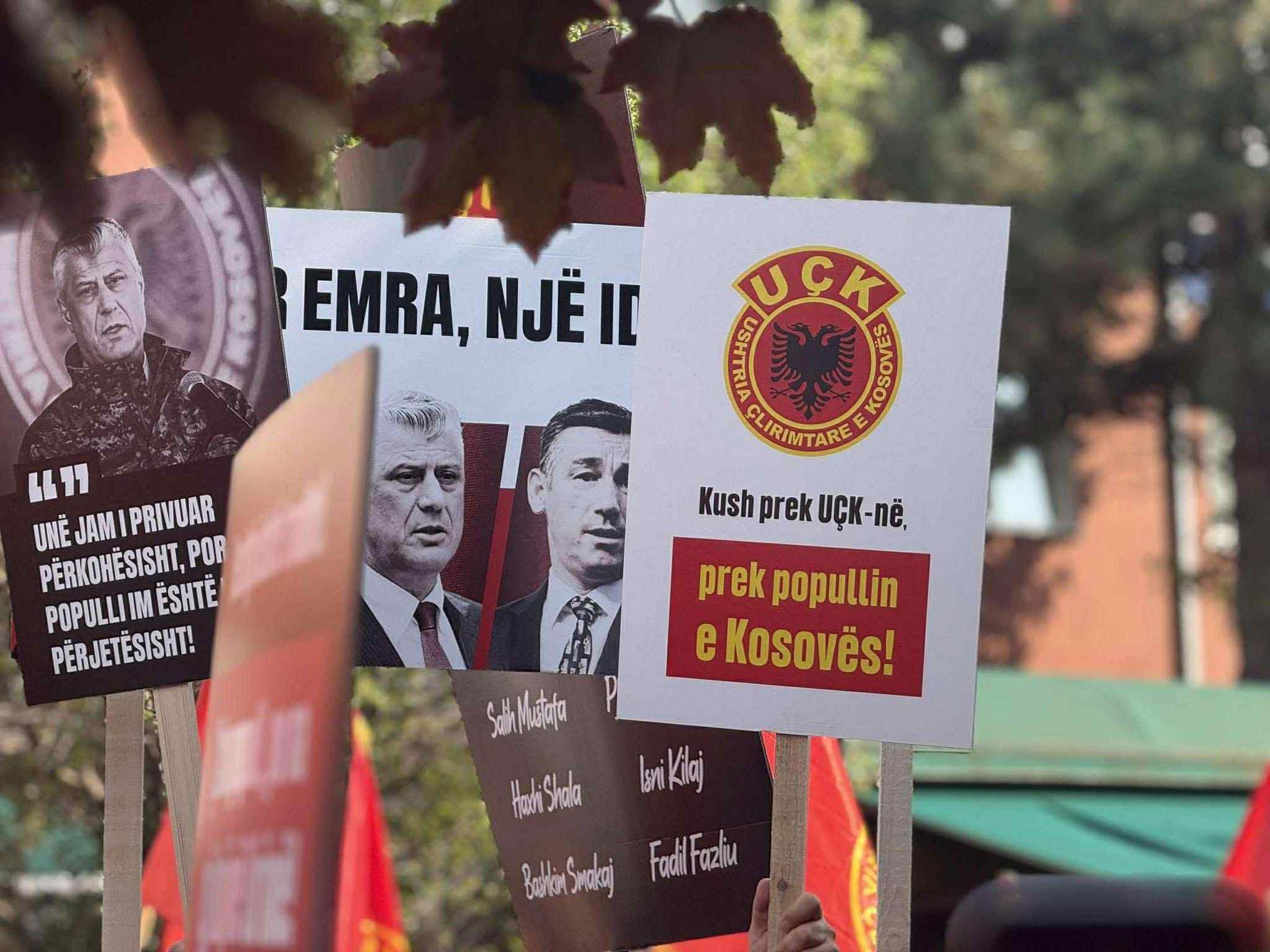 Protestë sot në qendër të Prishtinës, veteranët mblidhen në sheshin “Skënderbeu”