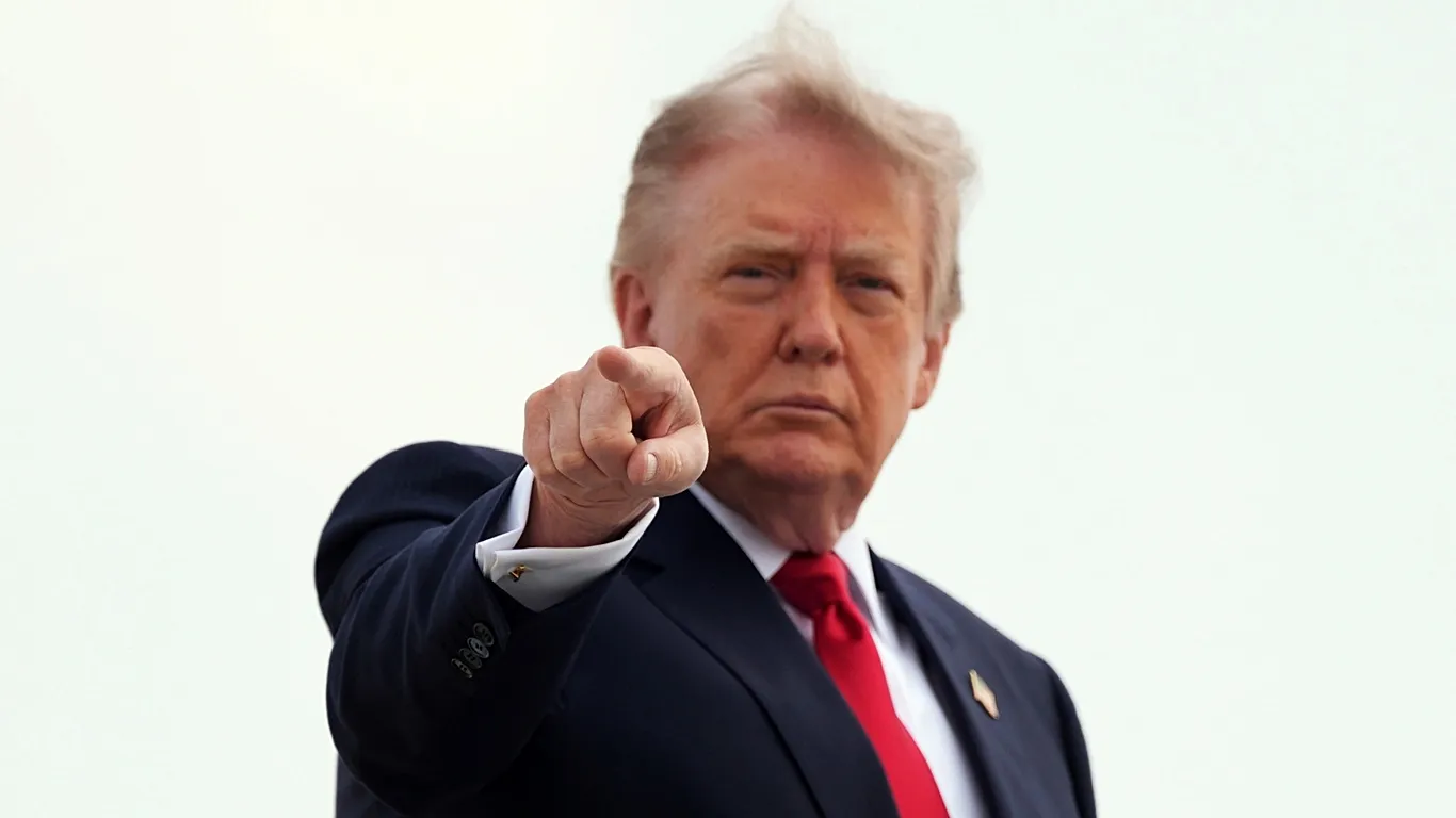 Trump lë të hapur mundësinë e operacioneve të mëdha ndaj Iranit