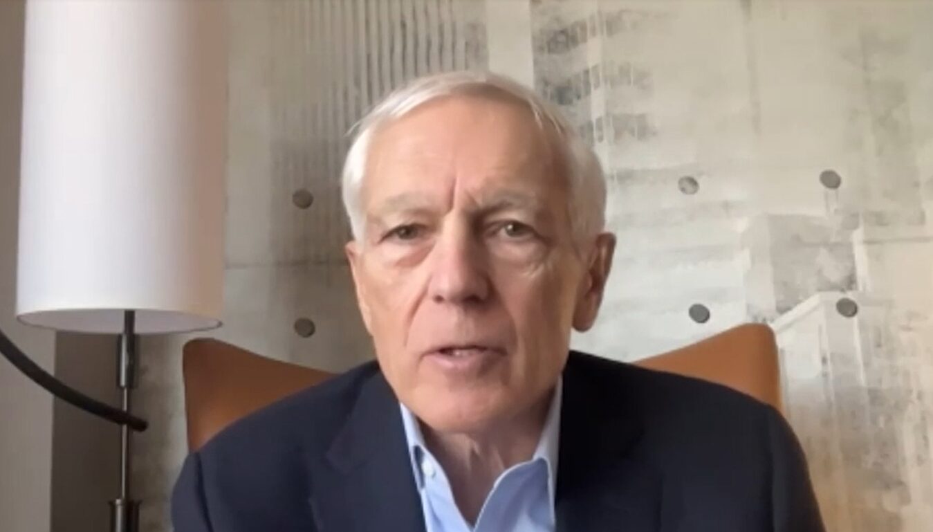 Foto: Wesley Clark kundër dënimeve në Hagë: Jam i shokuar dhe i zemëruar