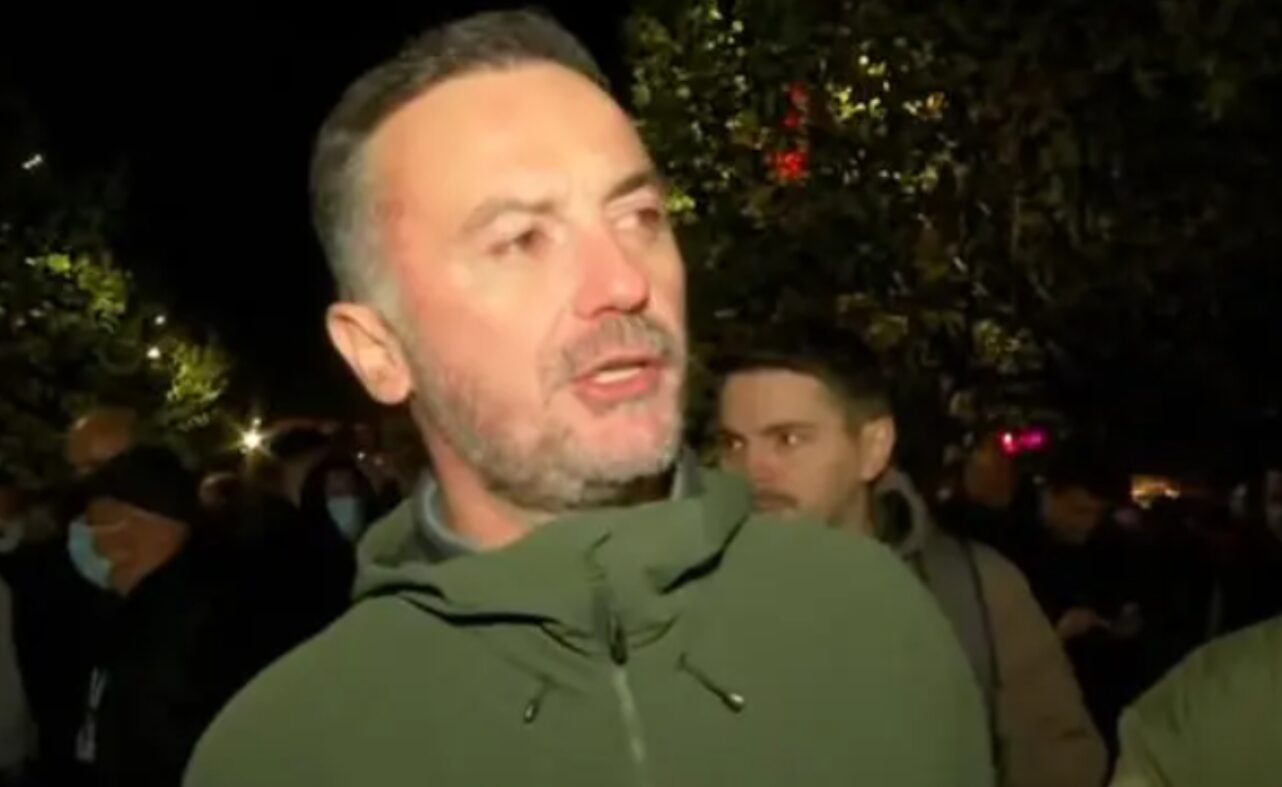 Foto: Molliqaj pretendon se nipi i Thaçit u arrestua pas ndjekjes së organizuar