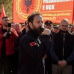 Foto: Protestuesit nuk largohen nga Kuvendi pa votimin e dytë të Ligjit për Specialen