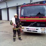 Foto: Zjarrfikësi tregon si u lëndua gjatë një zjarri të madh në Prishtinë